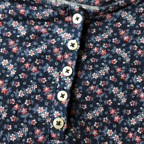 Super cute Aeropostale tank top - Picture 2 of 9